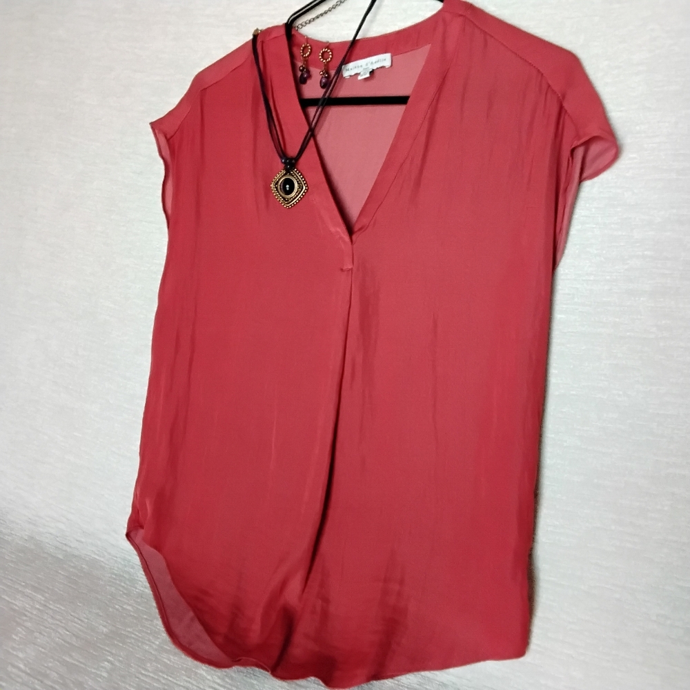 Maison d'Amelie Size XSv Rust/ Burnt Orange Cap Sleeve Blouse Preloved